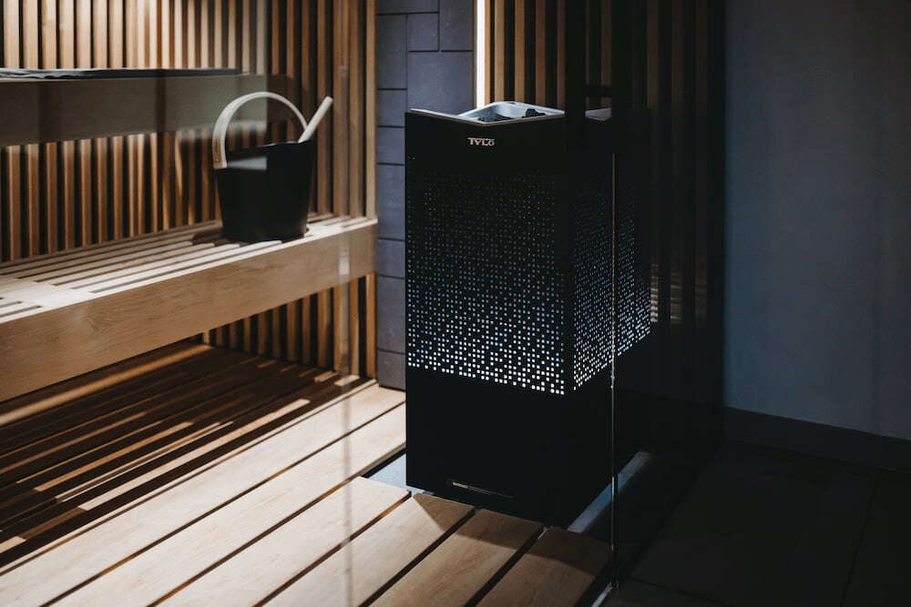 Tylo Crown Reflection Sauna Room